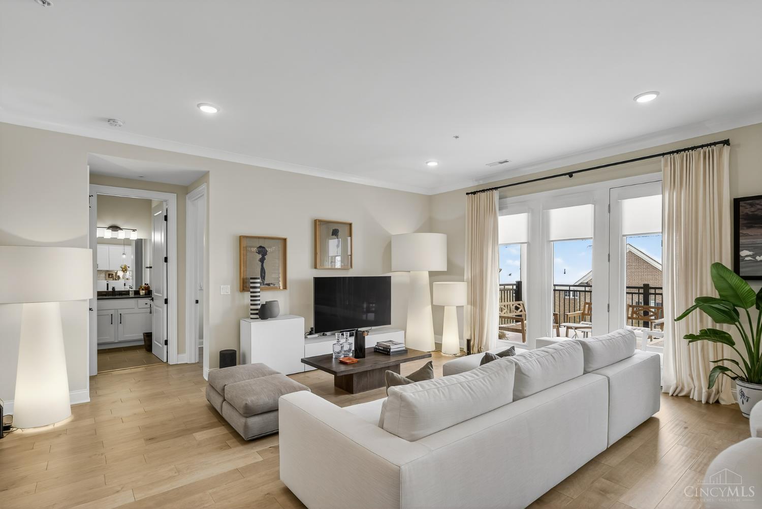 230 Vintage Club Drive 205