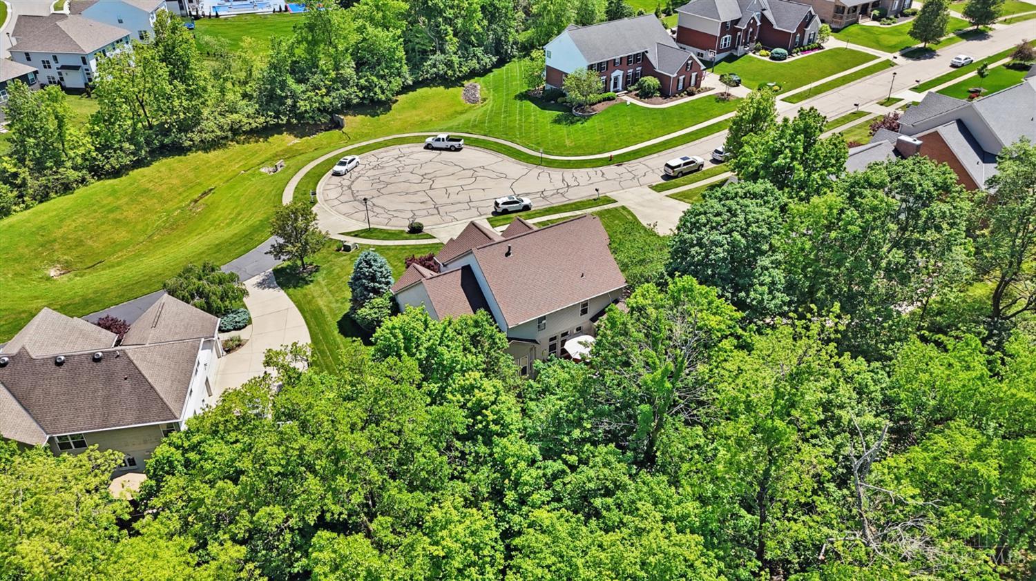 428 Creekborough Court, South Lebanon, Ohio image 8