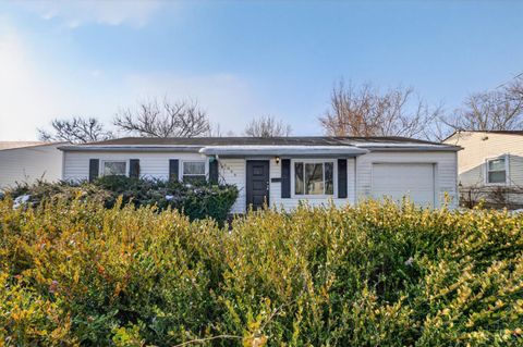 Photo of 3099 Niagara Street, Cincinnati, OH 45251 (MLS # 1868270)