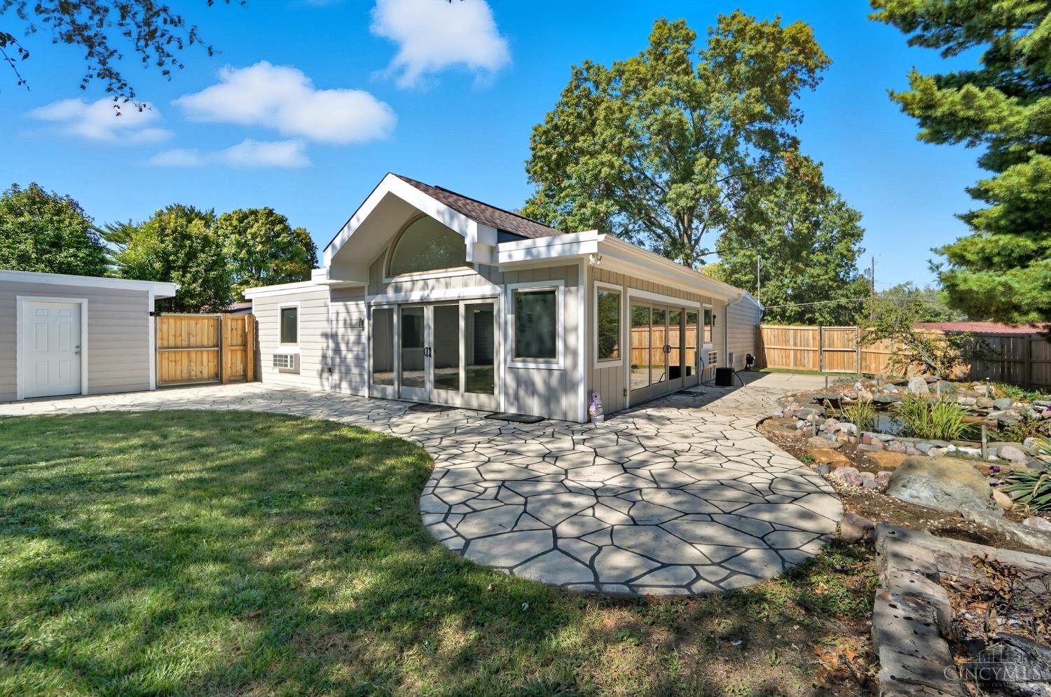 West Chester, Ohio 45069, United States, 3 Bedrooms Bedrooms, ,2 BathroomsBathrooms,Residential,Active,227170