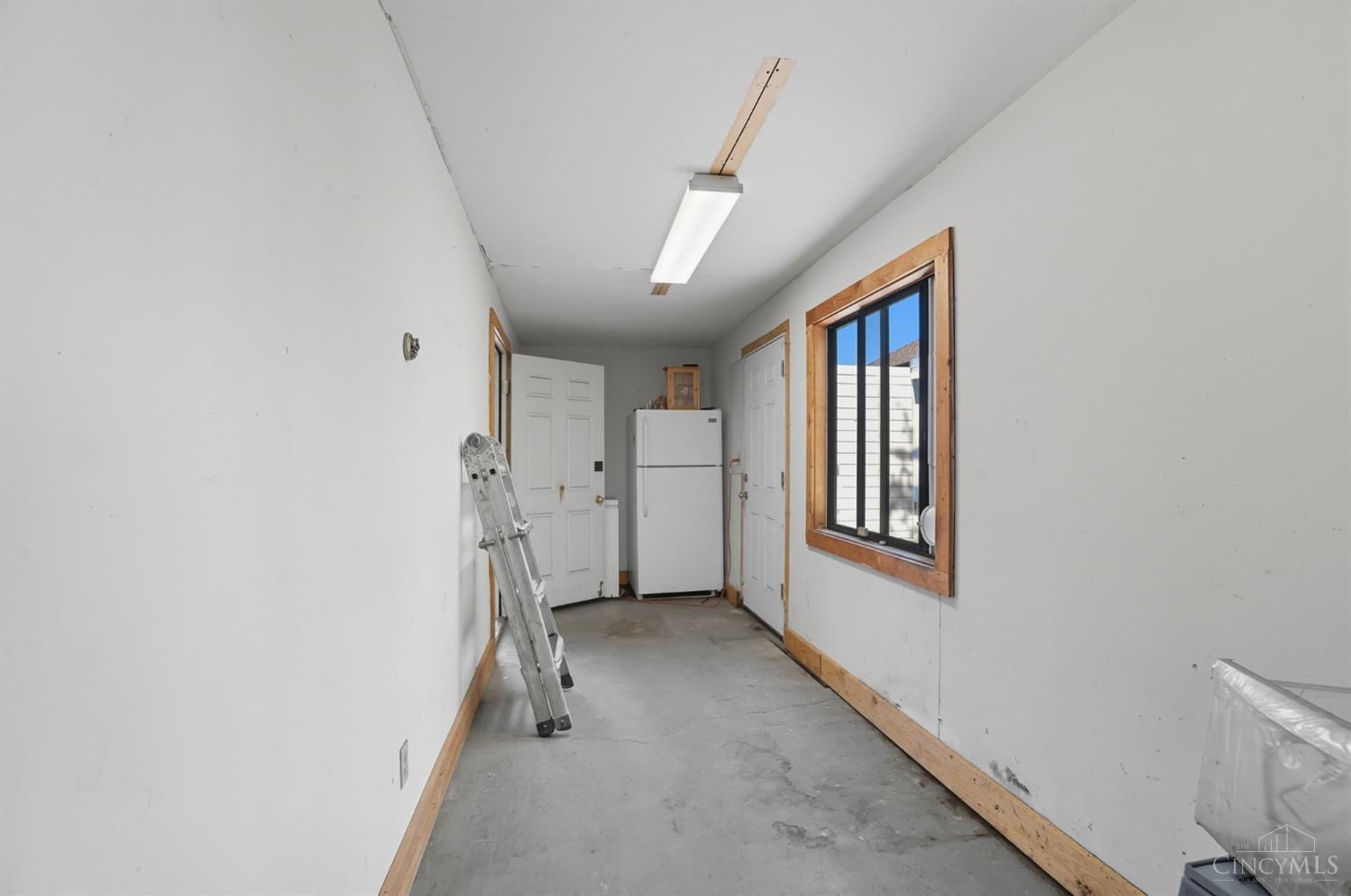 West Chester, Ohio 45069, United States, 3 Bedrooms Bedrooms, ,2 BathroomsBathrooms,Residential,Active,227170