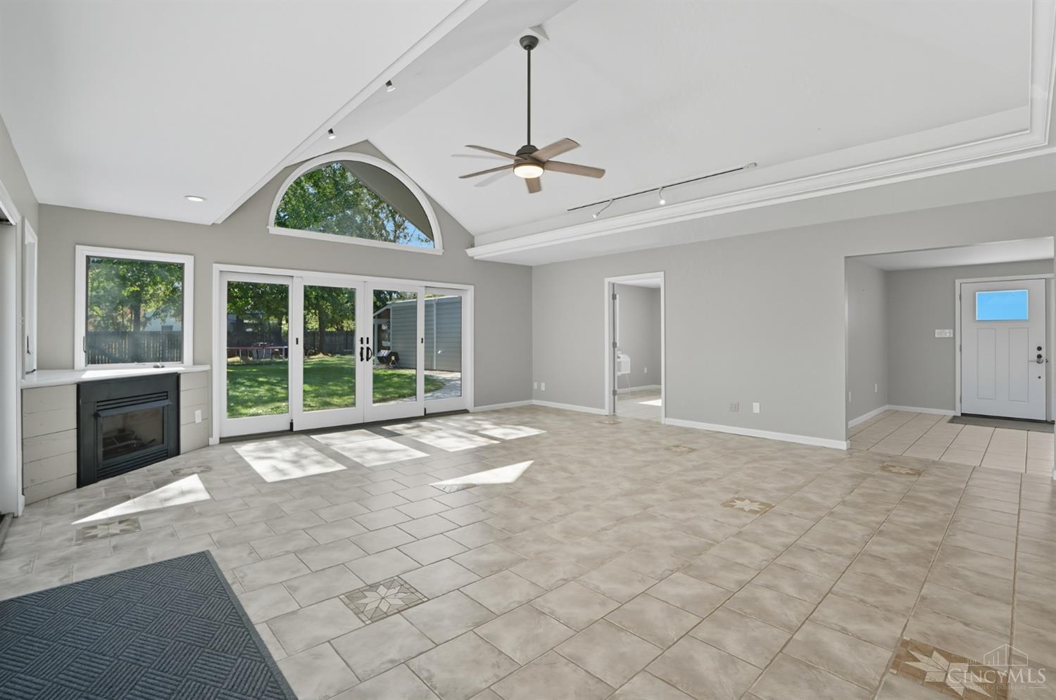 West Chester, Ohio 45069, United States, 3 Bedrooms Bedrooms, ,2 BathroomsBathrooms,Residential,Active,227170