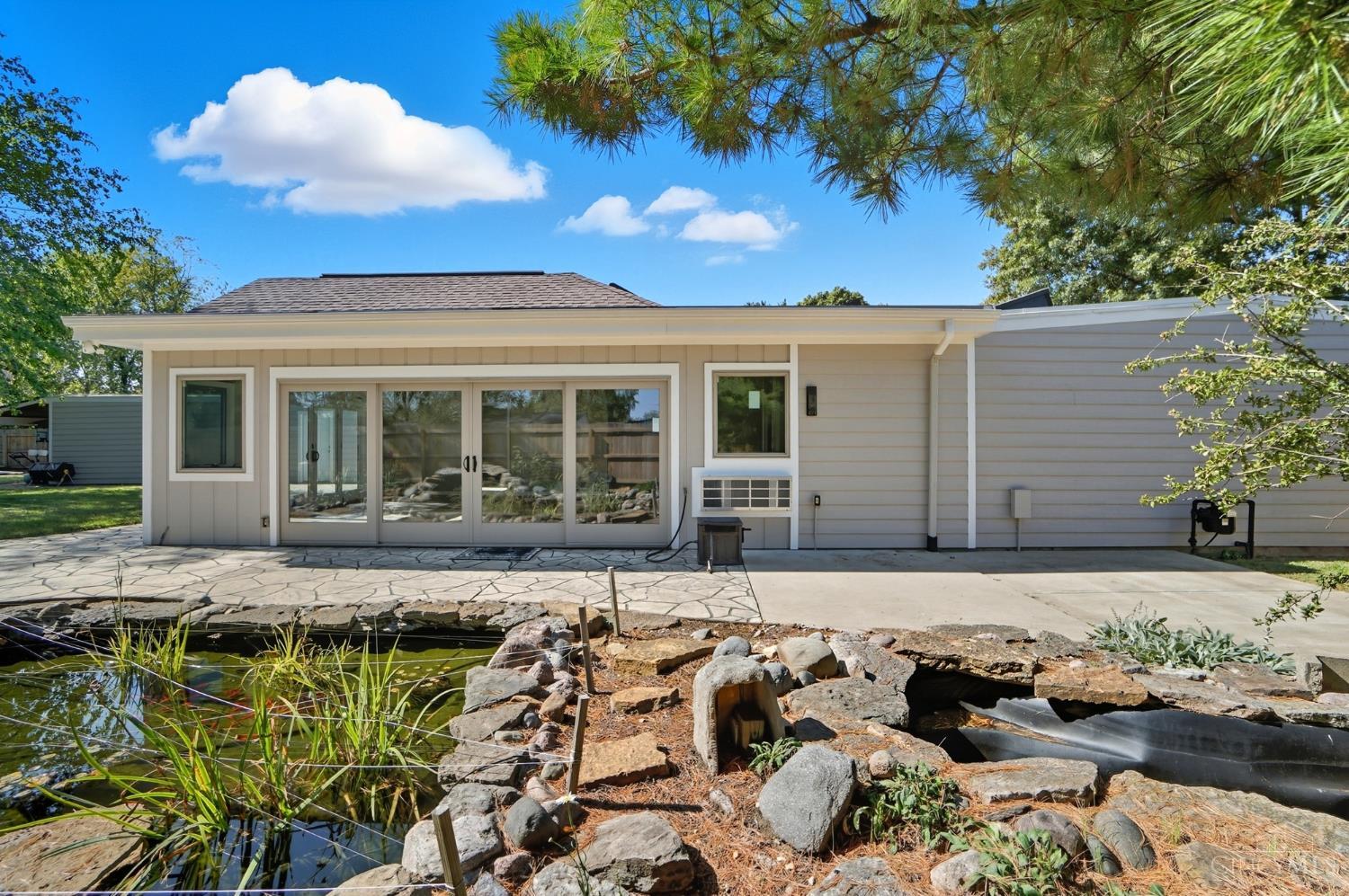 West Chester, Ohio 45069, United States, 3 Bedrooms Bedrooms, ,2 BathroomsBathrooms,Residential,Active,227170