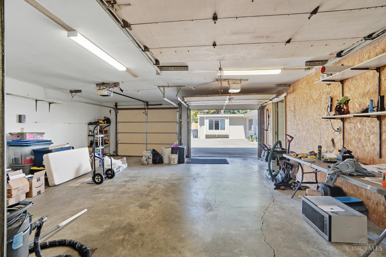 West Chester, Ohio 45069, United States, 3 Bedrooms Bedrooms, ,2 BathroomsBathrooms,Residential,Active,227170