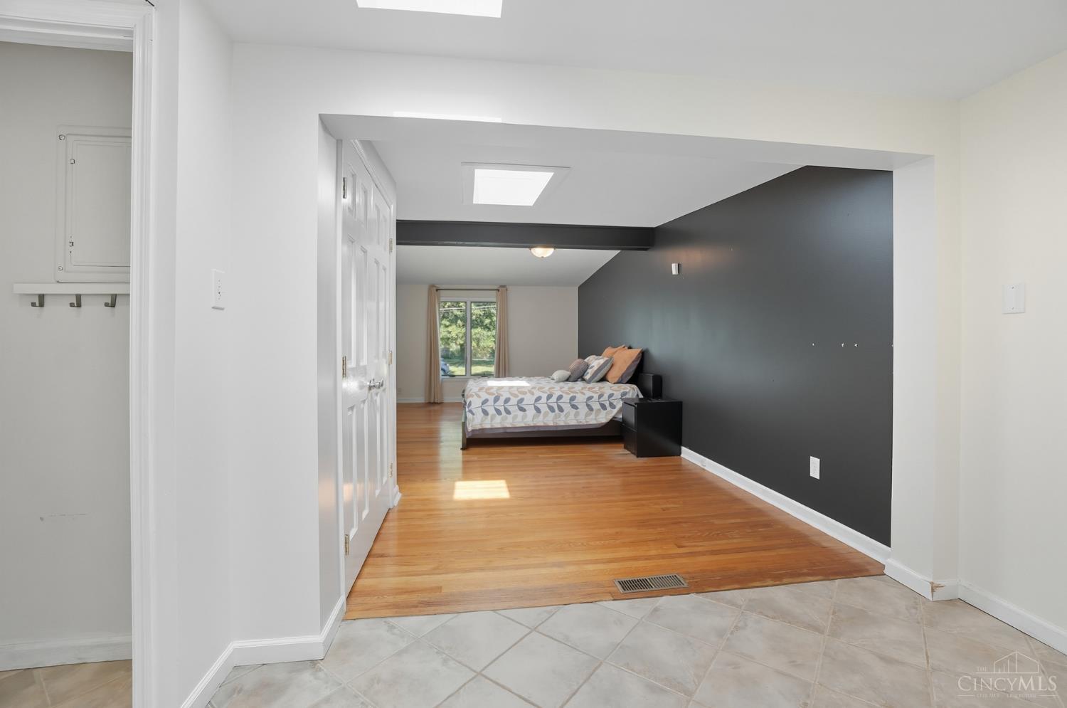 West Chester, Ohio 45069, United States, 3 Bedrooms Bedrooms, ,2 BathroomsBathrooms,Residential,Active,227170