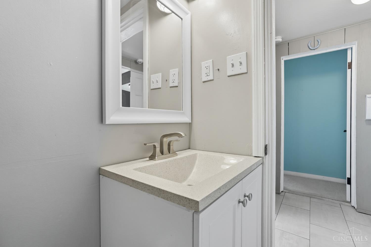 West Chester, Ohio 45069, United States, 3 Bedrooms Bedrooms, ,2 BathroomsBathrooms,Residential,Active,227170