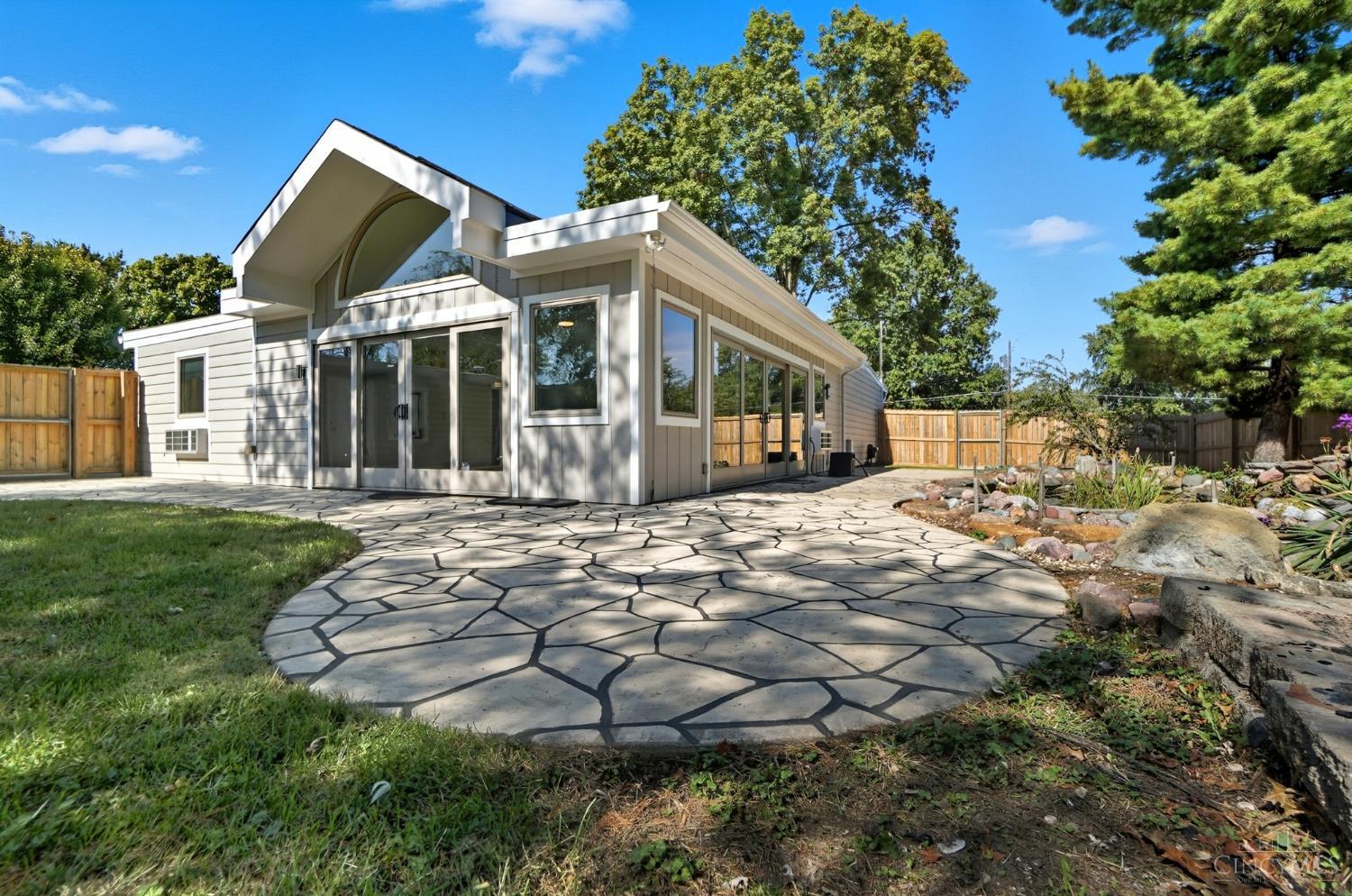 West Chester, Ohio 45069, United States, 3 Bedrooms Bedrooms, ,2 BathroomsBathrooms,Residential,Active,227170