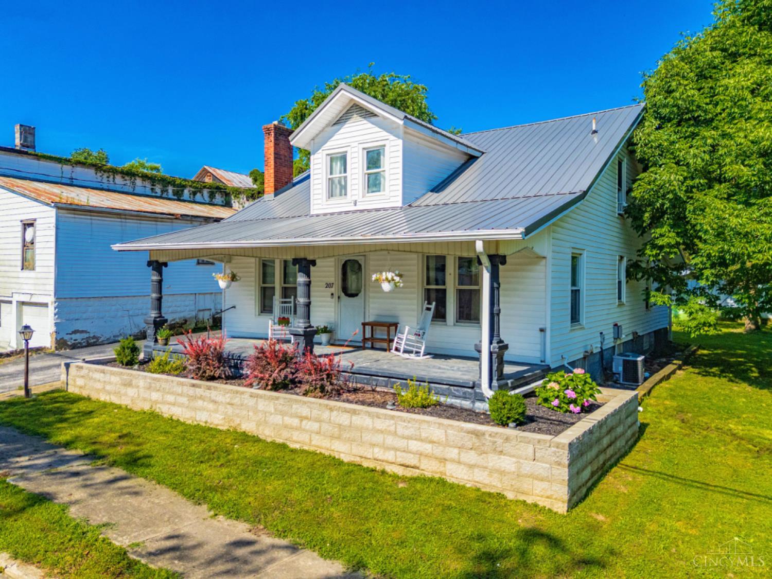 207 N Columbus Street