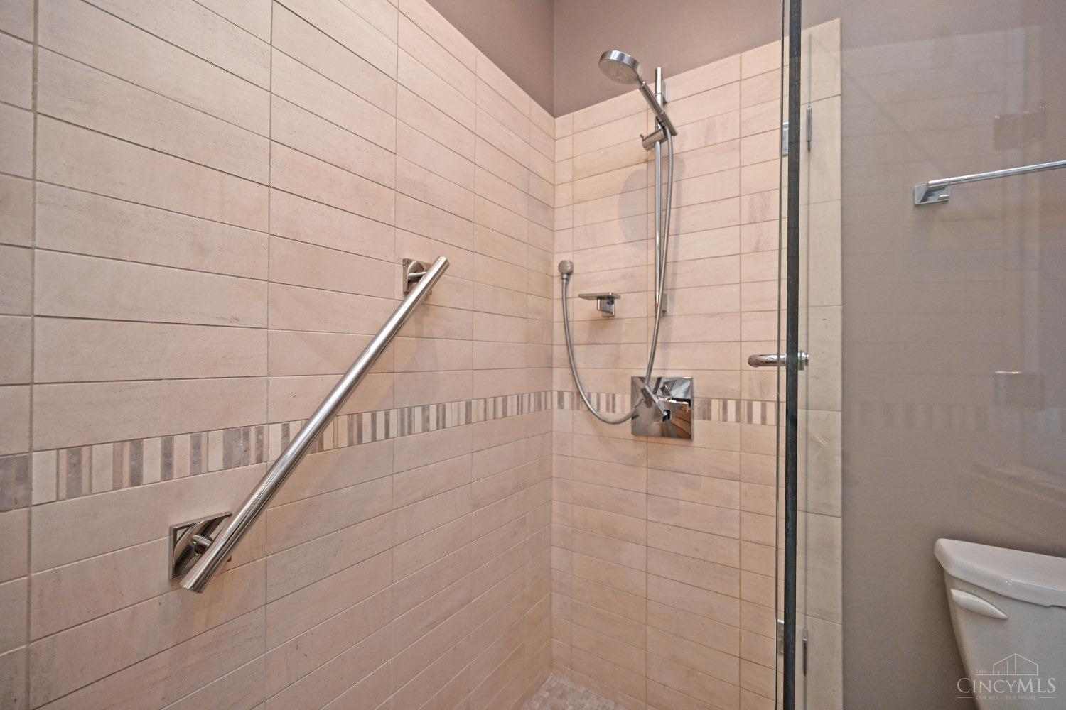 8480 Island Pines Place #6, Deerfield Twp., Ohio image 26