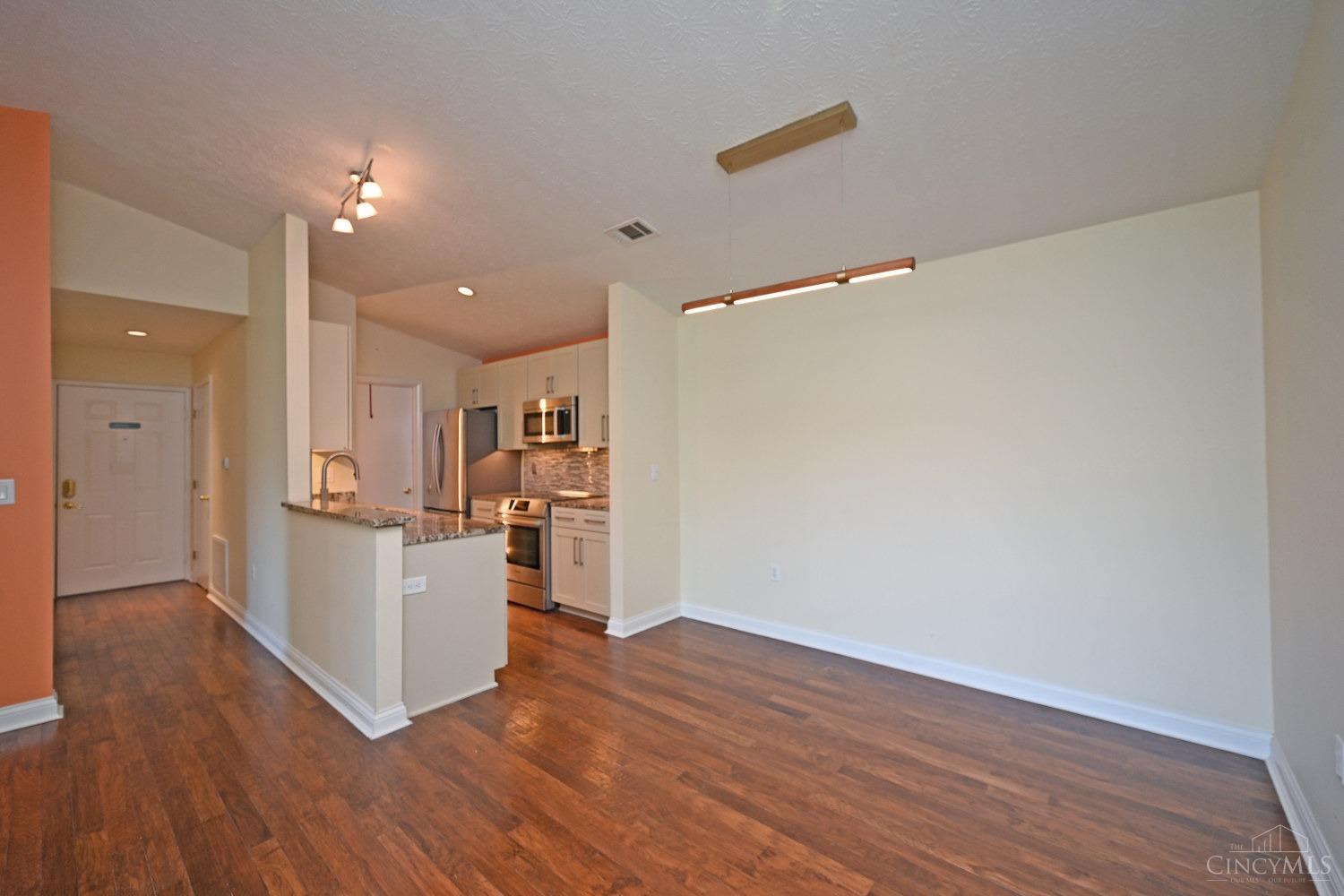 8480 Island Pines Place #6, Deerfield Twp., Ohio image 13