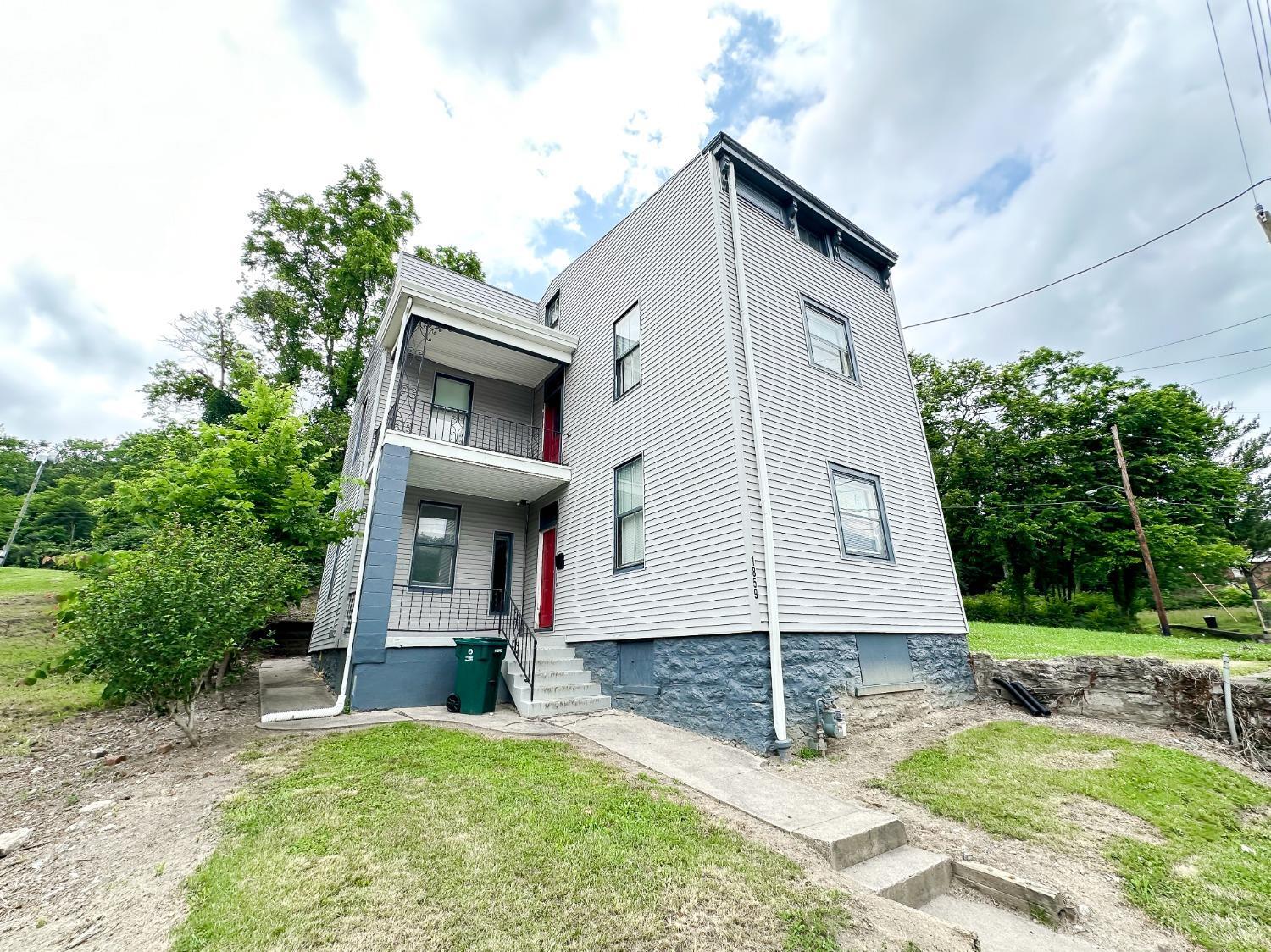 View Cincinnati, OH 45225 house