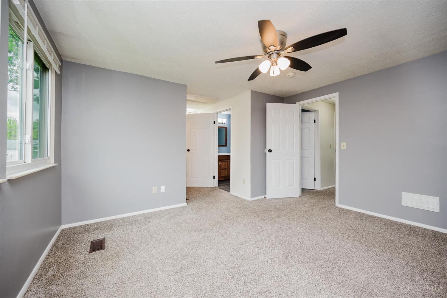 4634 Courtwood Circle, Union Twp, Ohio image 28