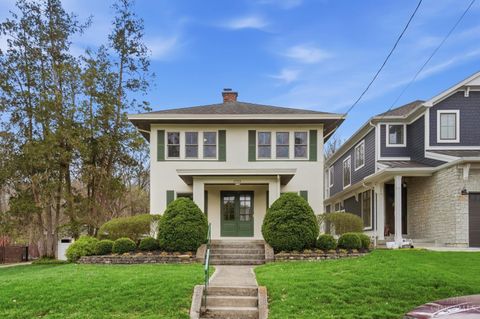 Photo of 3705 Ault Park Avenue, Cincinnati, OH 45208 (MLS # 1872500)
