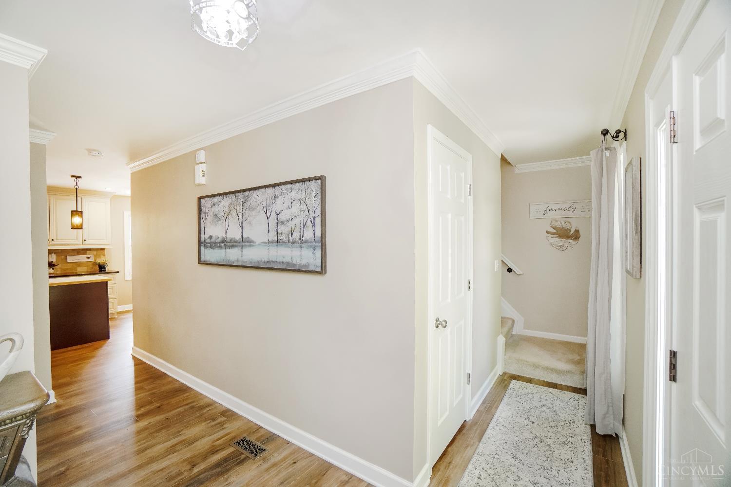 5665 Heron Drive, West Chester, Ohio image 6