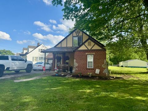 Homes For Sale - 403 Cemetery Road<br/> Martinsville, OH 45146