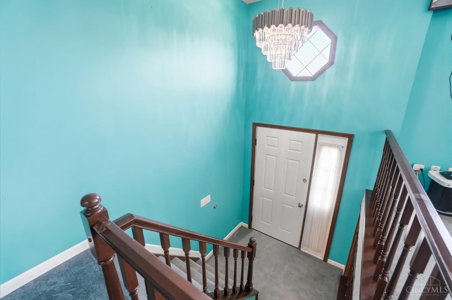 5893 Fawnridge Court