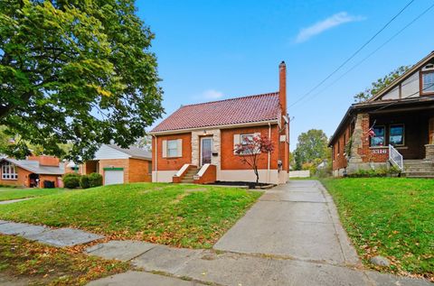 Photo of 3318 Buell Street, Cincinnati, OH 45211 (MLS # 1860296)