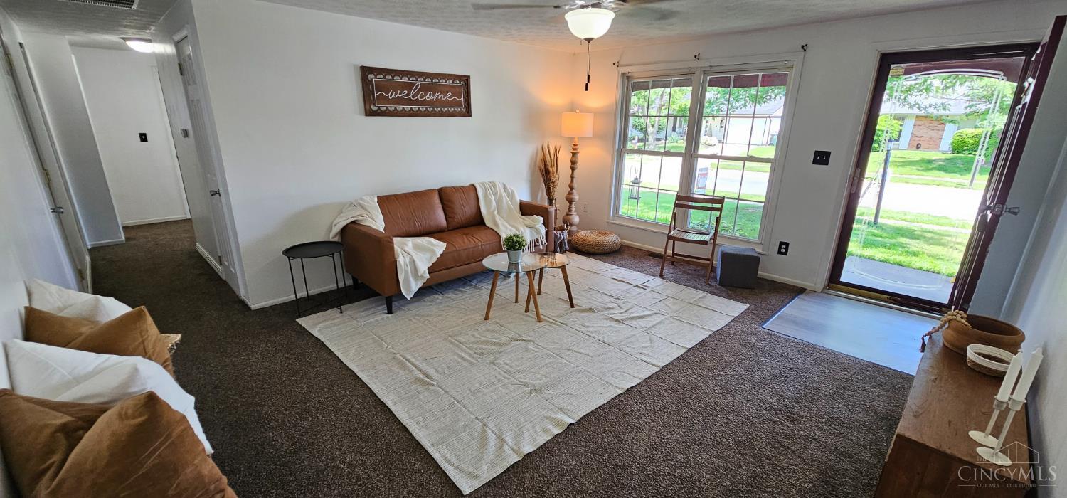 209 S Hillcrest Drive, Germantown, Ohio image 4