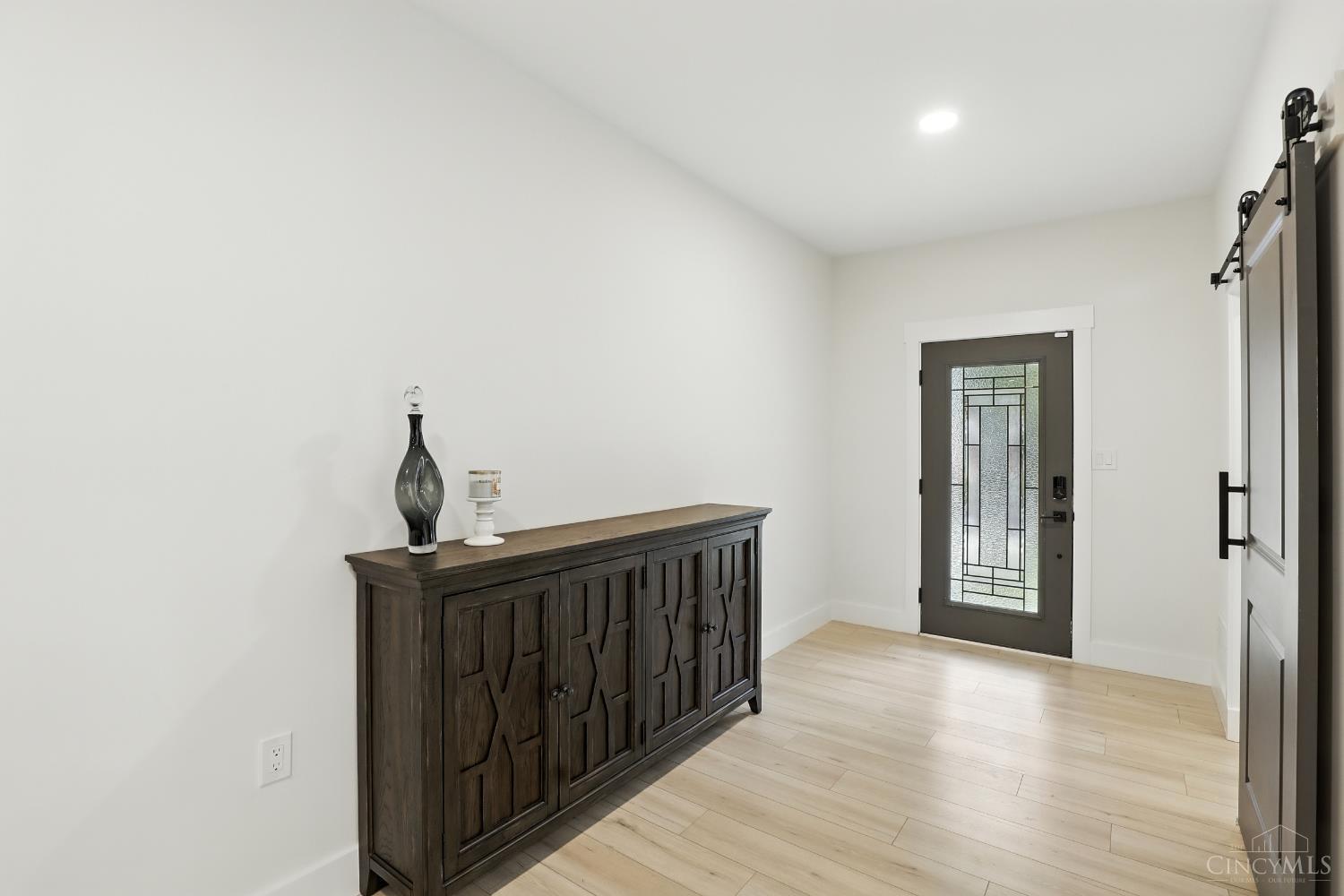 8303 Tidewater Court