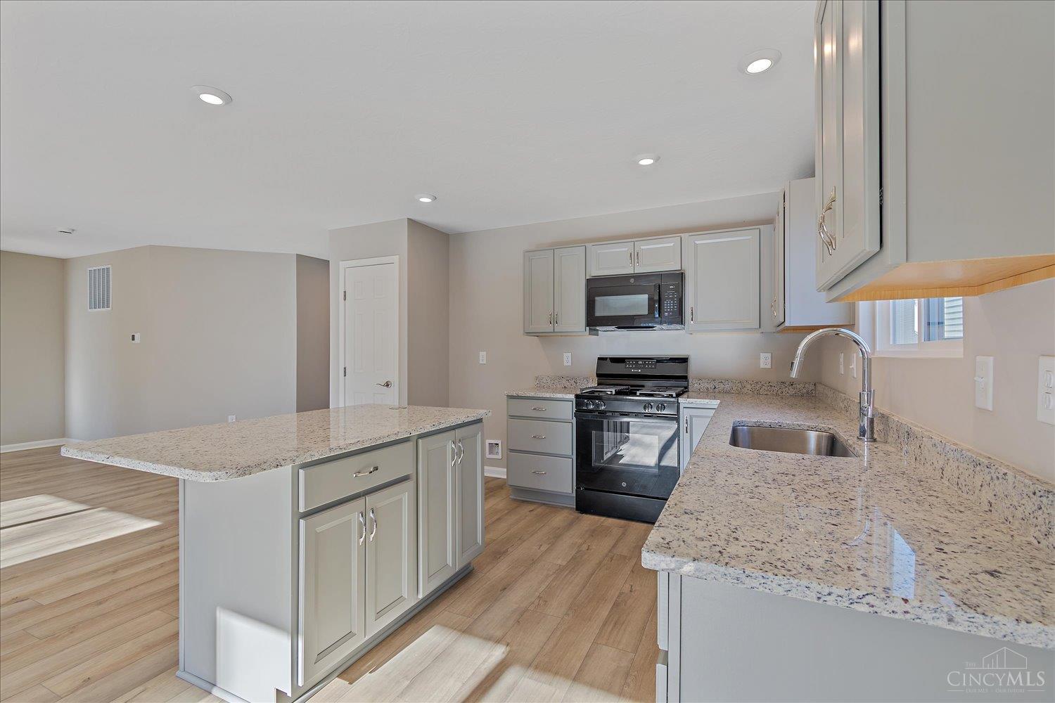 4027 Silverstone Lane