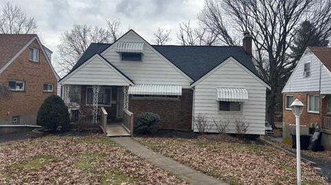 Photo of 4938 Mount Alverno Road, Cincinnati, OH 45238 (MLS # 1868944)