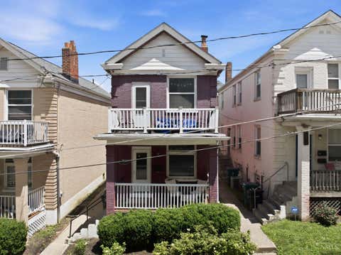 Homes For Sale - 218 Donahue Street<br/> Cincinnati, OH 45219