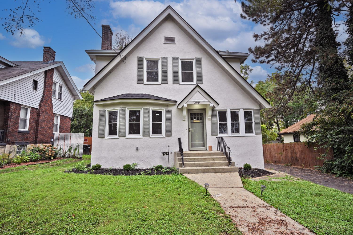 209 Wedgewood Avenue