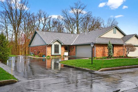 Photo of 19 Shaker Run Road #A, Lebanon, OH 45036 (MLS # 1871220)