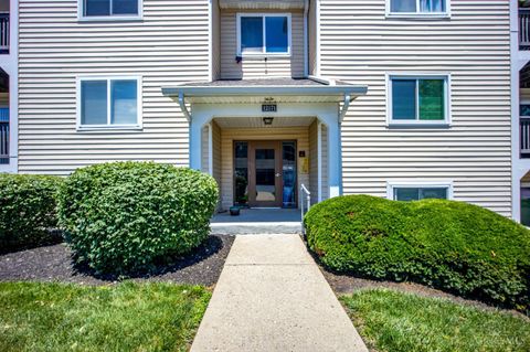 Photo of 12171 Regency Run Court #2171-, Cincinnati, OH 45240 (MLS # 1884728)