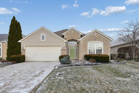 Photo of 458 Autumnwind Drive, Lebanon, OH 45036 (MLS # 1864881)