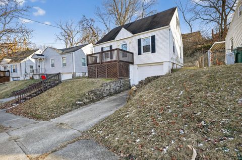 Photo of 1762 Ashbrook Drive, Cincinnati, OH 45238 (MLS # 1866614)