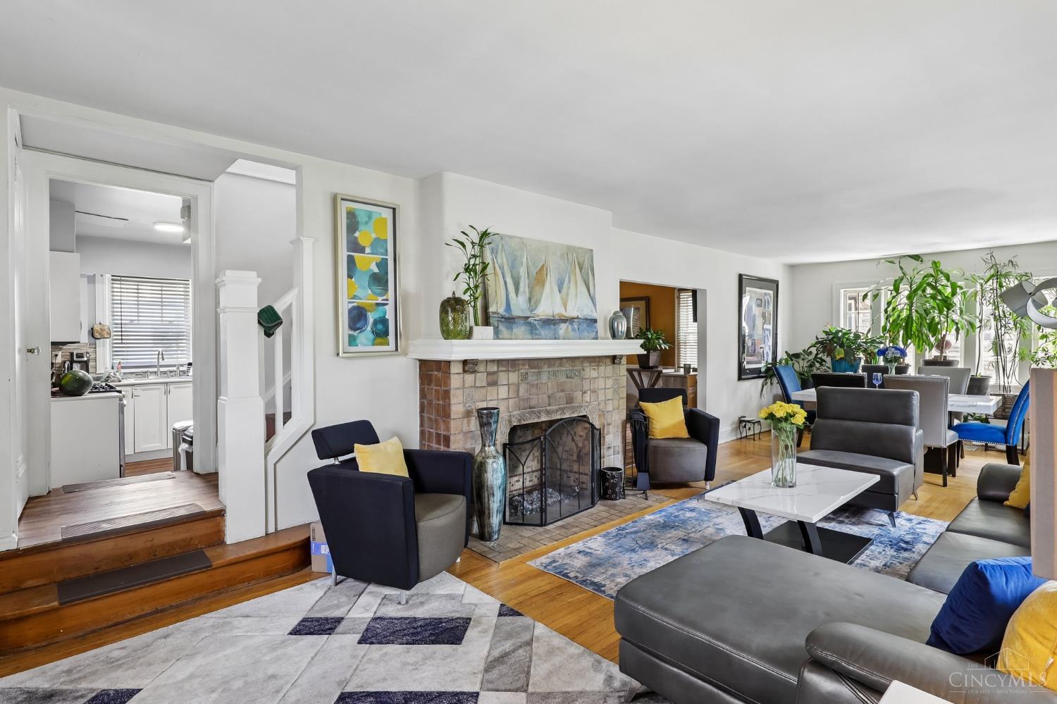 7314 Scottwood Ave.