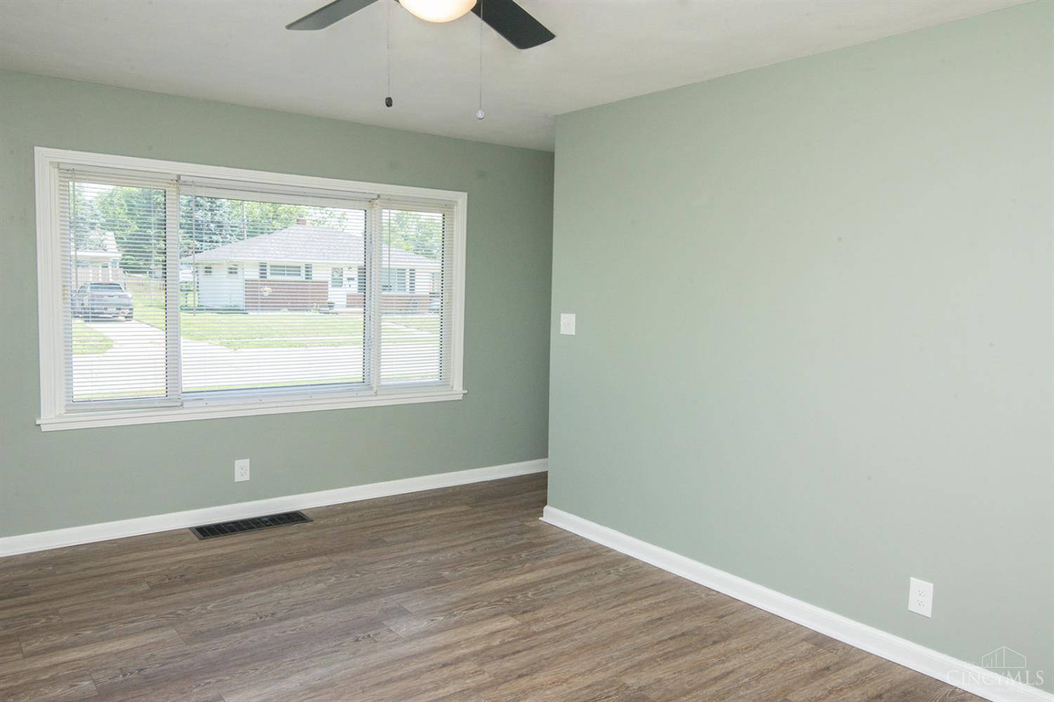 81 Carlton Drive, Hamilton, Ohio image 4