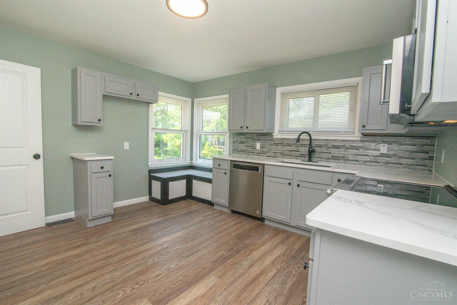81 Carlton Drive, Hamilton, Ohio image 7