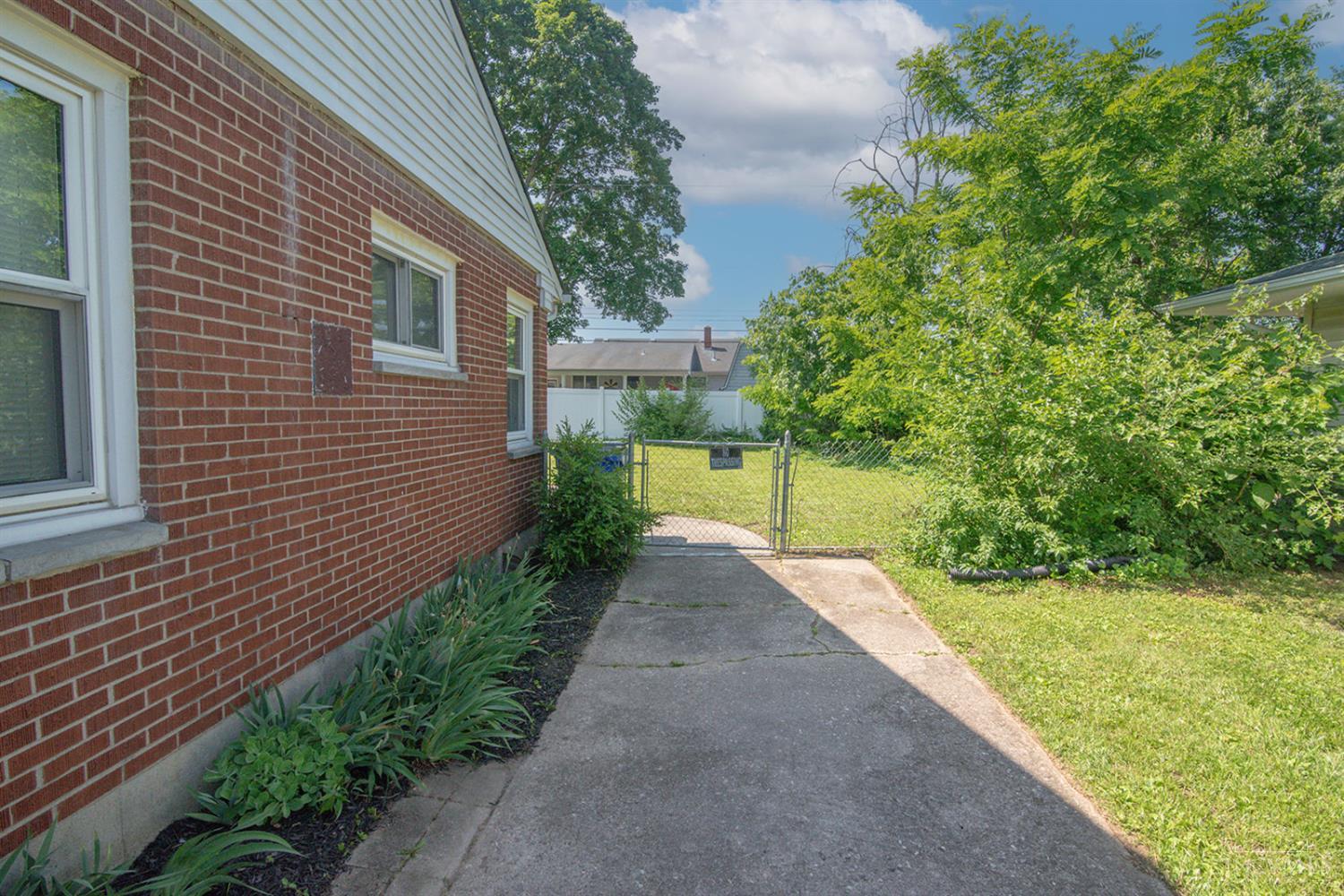 81 Carlton Drive, Hamilton, Ohio image 22