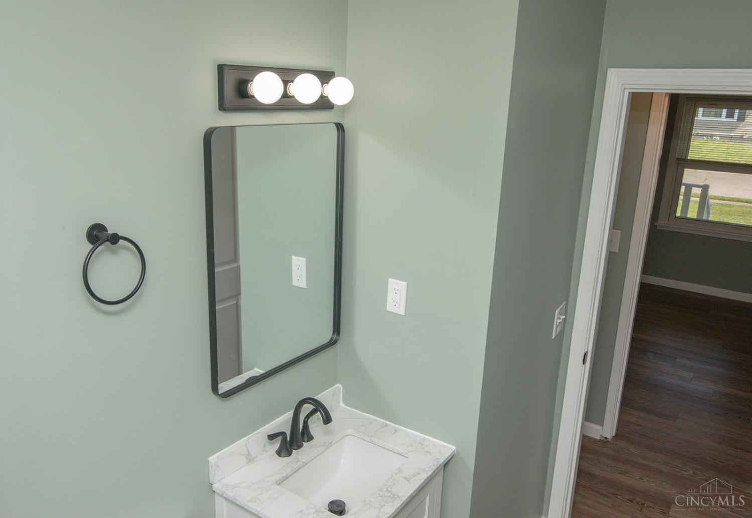 81 Carlton Drive, Hamilton, Ohio image 17