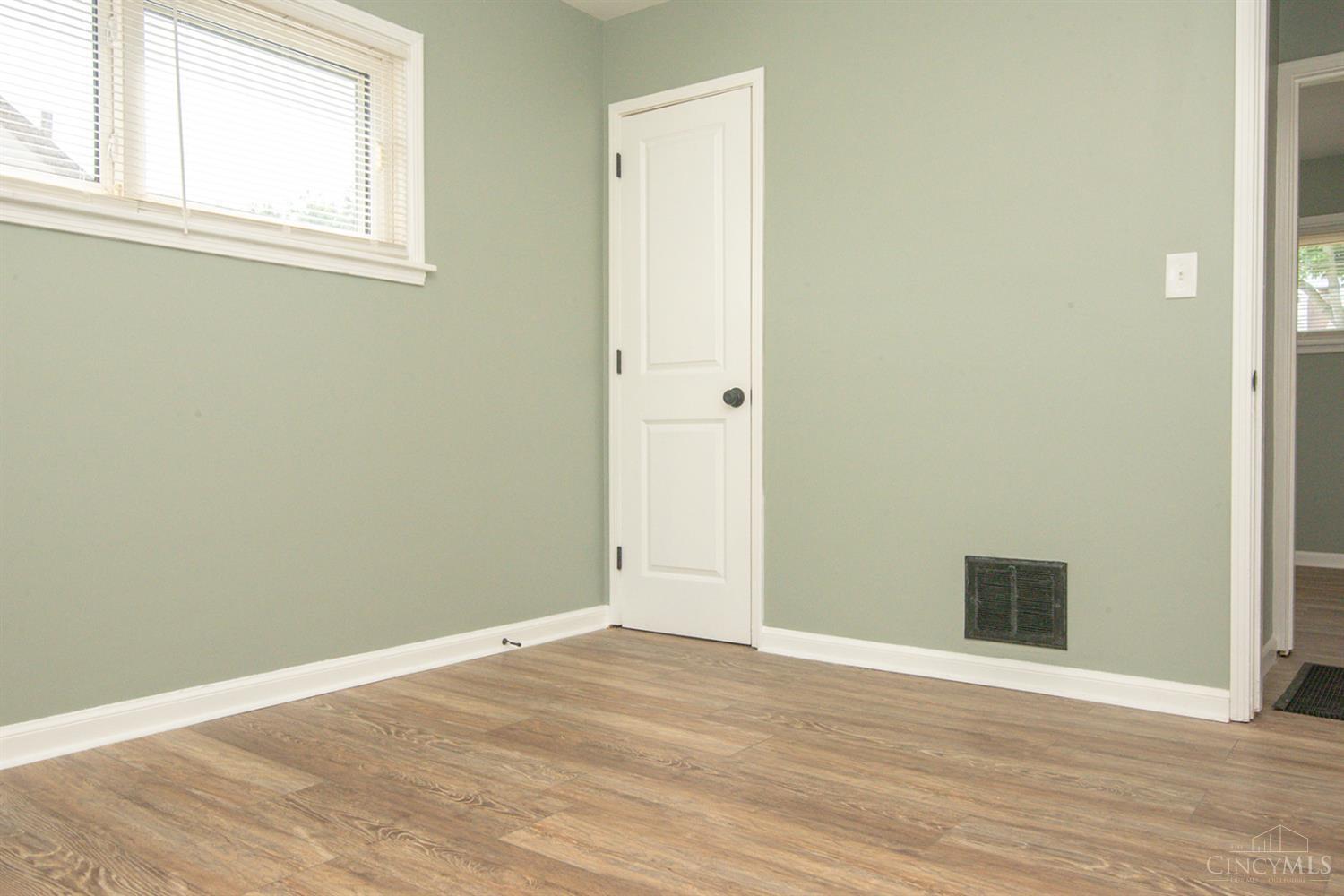 81 Carlton Drive, Hamilton, Ohio image 14