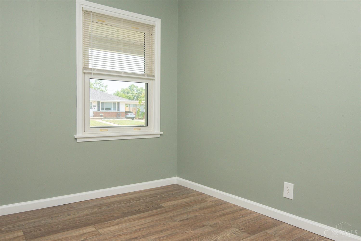 81 Carlton Drive, Hamilton, Ohio image 13