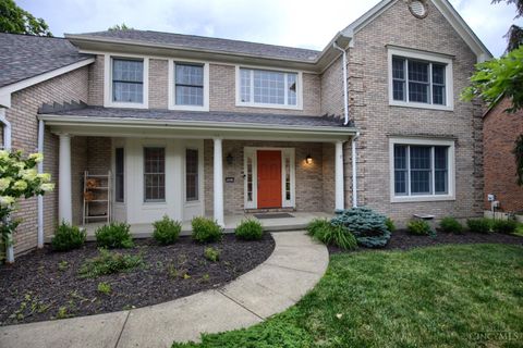 Homes For Sale - 9846 Catalpa Woods Court<br/> Blue Ash, OH 45242