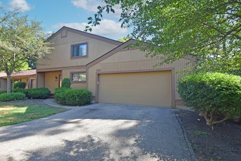 Photo of 382 Walnut Lane, Mason, OH 45040 (MLS # 1871498)