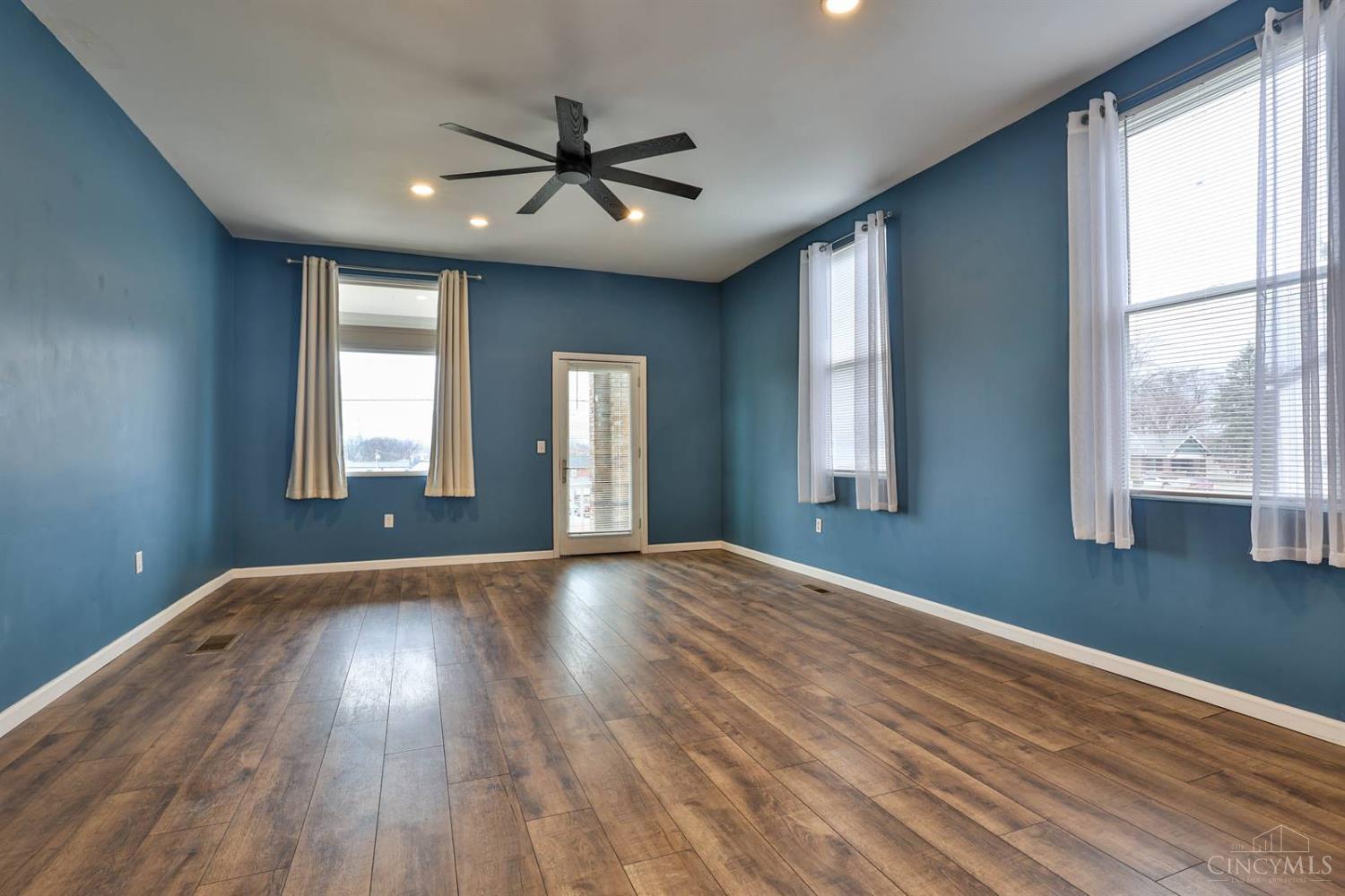 654 Third Street