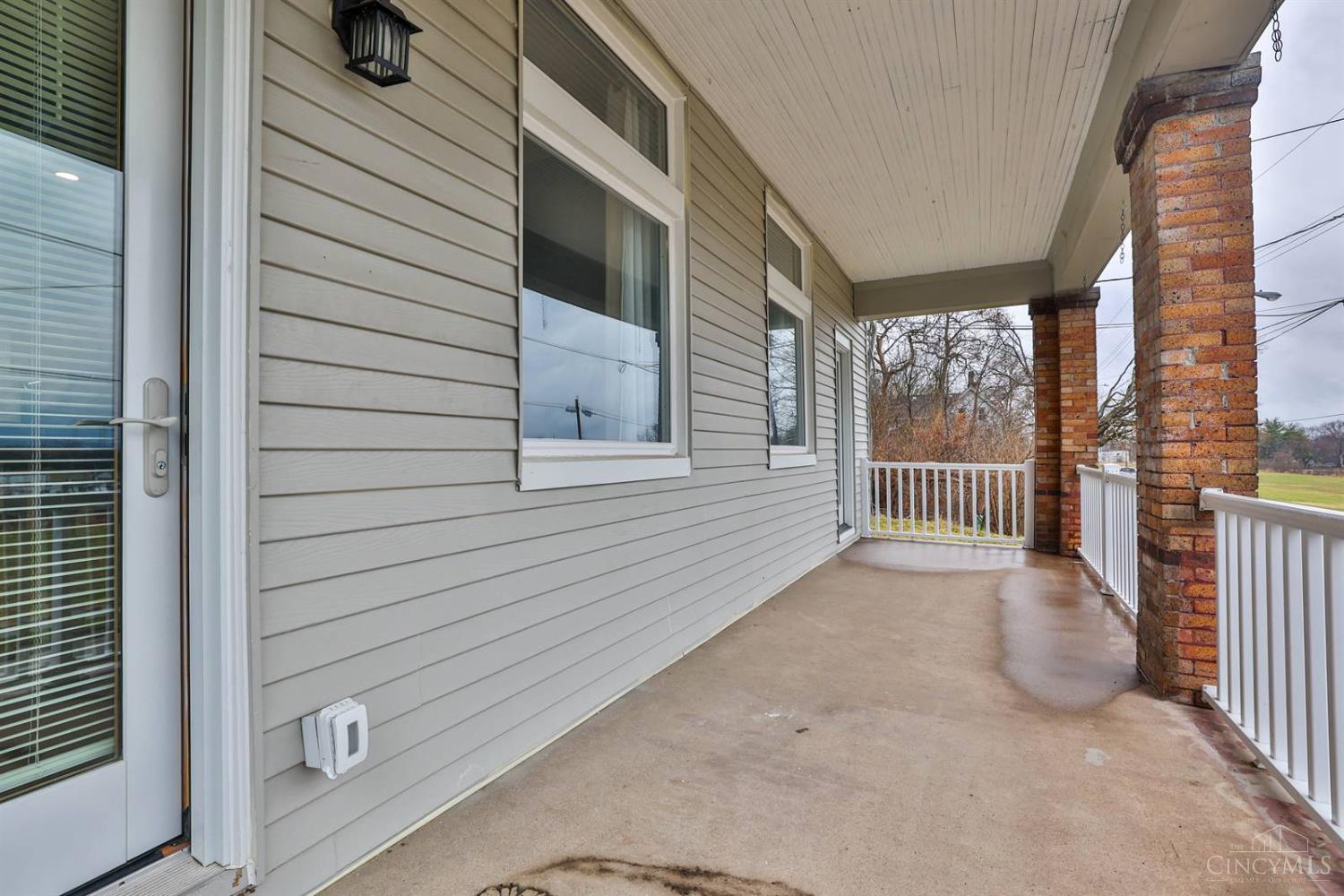 654 Third Street