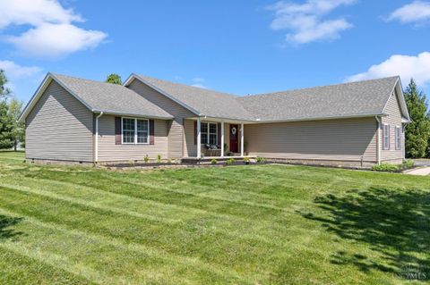 Photo of 70 Dutch Creek Drive, Chester Township, OH 45177 (MLS # 1876039)