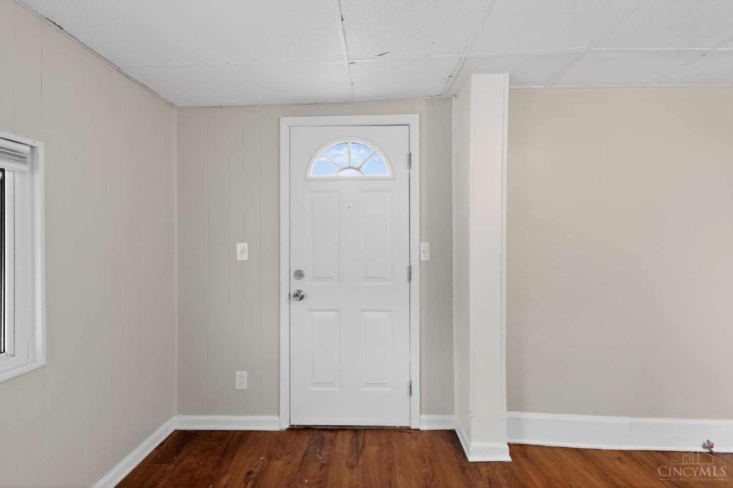 1806 Sterling Avenue