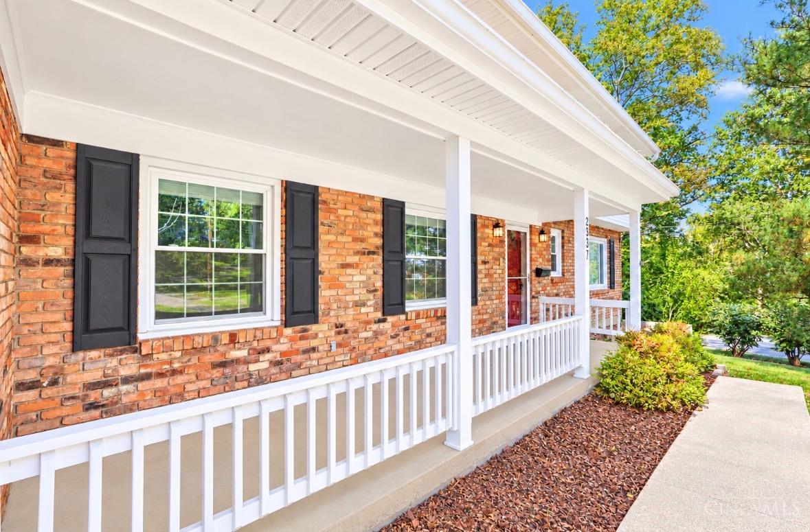 2537 Elmdale Drive