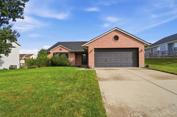 2072 GRANNY SMITH LN, MIDDLETOWN, OH 45044 - Image 7e4e33b3f1db3db803e18a8ebe80b306/4028779593
