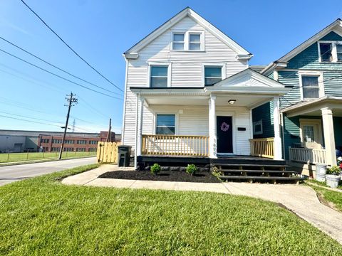 Photo of 1600 Brewster Avenue, Cincinnati, OH 45207 (MLS # 1876294)