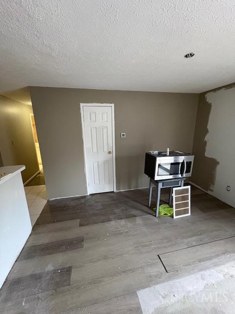 6780 Harrison Avenue 80