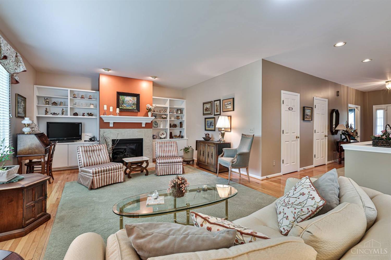 9376 Hickory Hill Court, Loveland, Ohio image 8