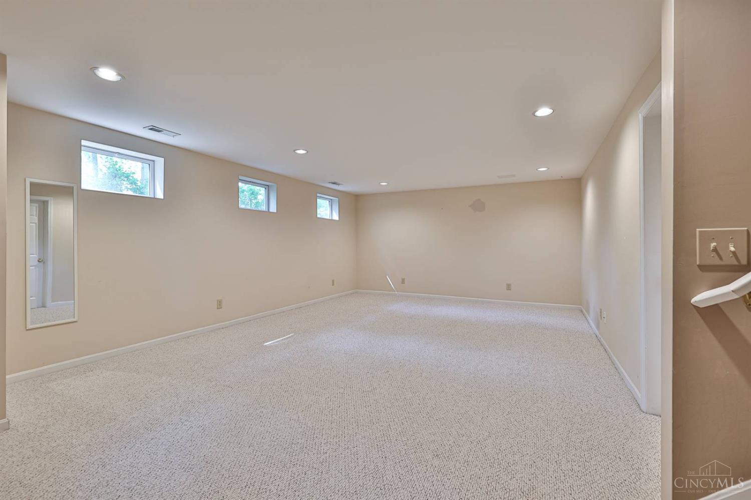 9376 Hickory Hill Court, Loveland, Ohio image 24